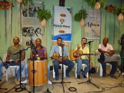 Na 1ª edição de 2019 do Quinta no Museu, Grupo Simplicidade do Samba faz público levantar e dançar